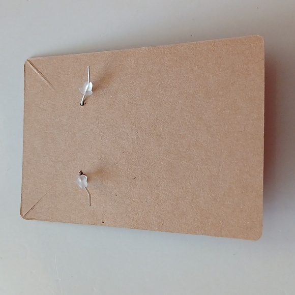 Fashion Jewelry Pink Heart Earrings - Picture 3 of 3